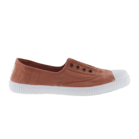 Victoria plimsolls dora hot sale